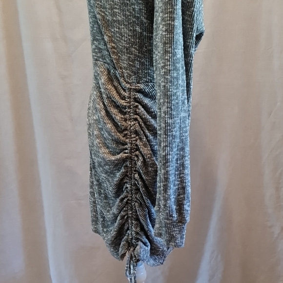 XHILARATION Grey Sheath Dress with Ruched Detail, EUC, mini, soft, comfortable - Picture 6 of 6